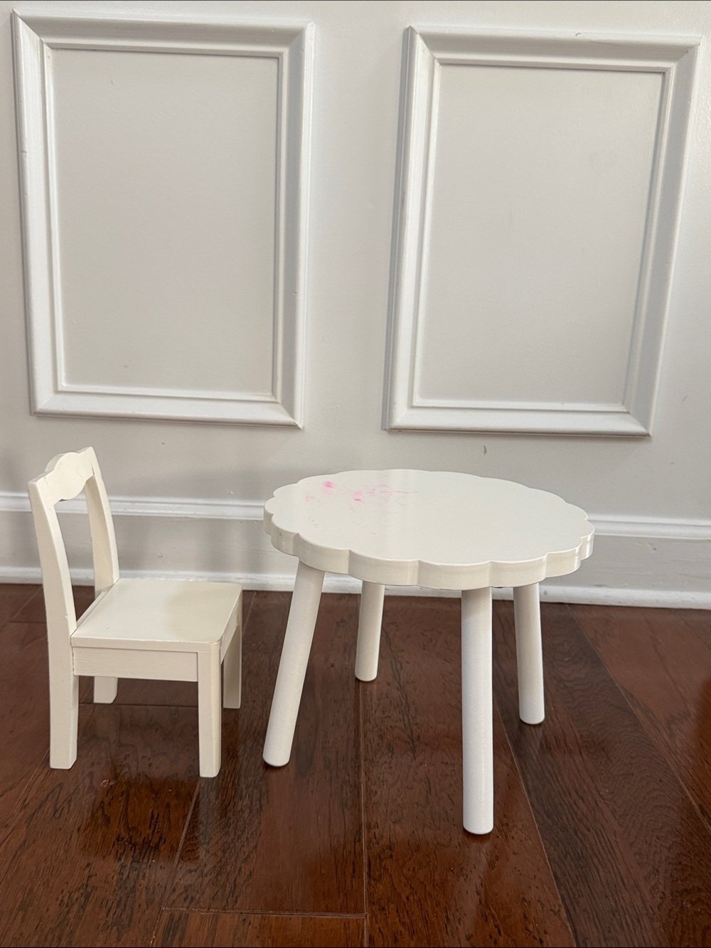 POTTERY BARN WOODEN KIDS & DOLL FLOWER TEA TABLE and Chair Set -